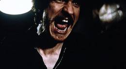 Кадр из фильма "Обнаженная" - 2