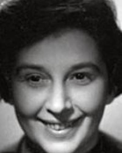 Стелла Зазворкова фото