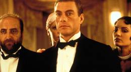 Кадр из фильма "Легионер" - 1