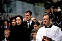 Кадр Агнес Браун