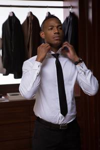 Кадр 50 оттенков черного