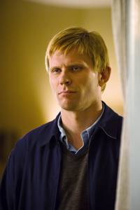 Кадр Быть человеком