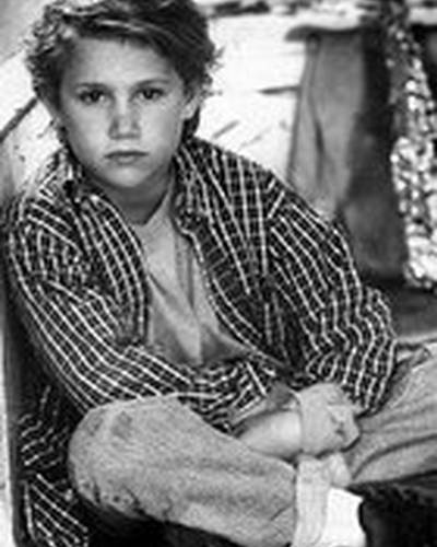 Джесси Джеймс фото