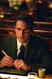 Кадр Подальше от тебя