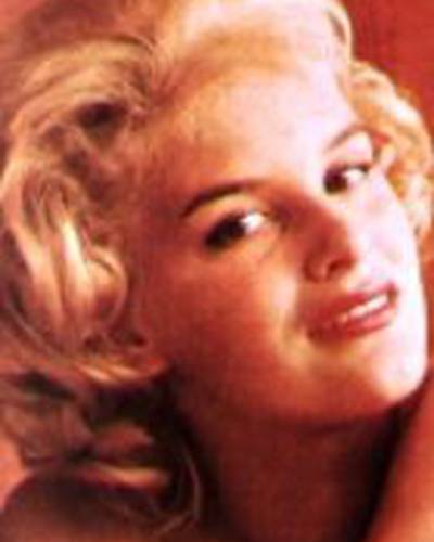 Джун Уилкинсон фото