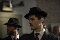 Кадр Быть человеком