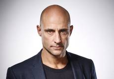 В экранизацию комикса «Шазам!» зовут Марка Стронга