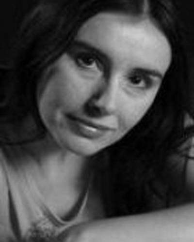 Звезда Ангеловска фото