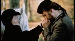 Кадр из фильма "Ее величество Миссис Браун" - 2