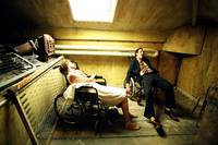 Кадр Живые и мертвые