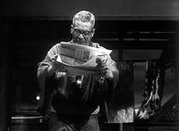 Кадр Я живу в страхе