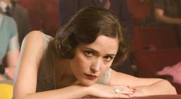 Кадр из фильма "Мягкий удар" - 1