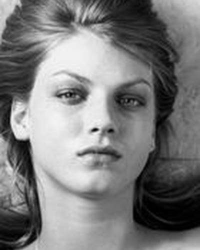 Анджела Линдвэлл фото