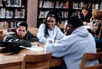 Кадр Опасные умы