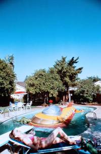 Кадр Земные девушки легко доступны