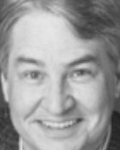 Р. Брюс Эллиотт фото