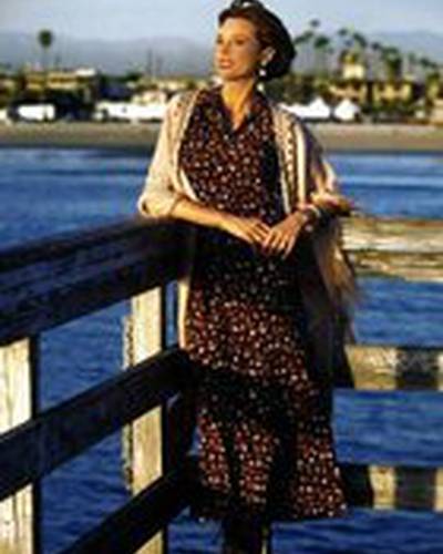 Ли Тейлор-Янг фото