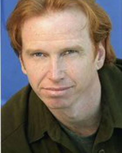 Кортни Гейнс фото