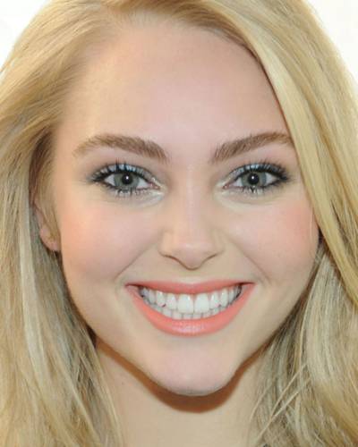 Анна-София Робб фото