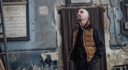 Кадр из фильма "Отступник" - 1