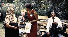 Кадр из фильма "...на асфальте коней пасла" - 1