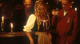 Кадр из фильма "Лексс" - 1