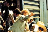 Кадр Близкие контакты третьей степени