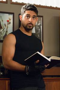 Кадр Ларри Краун