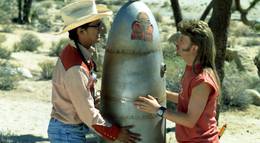 Кадр из фильма "Приключения Джо Грязнули" - 1