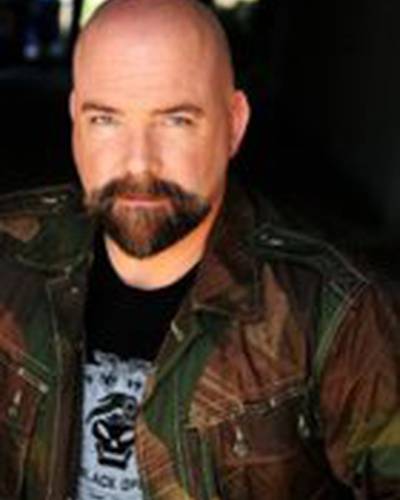 Хью Дэйли фото