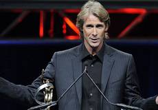 Майкл Бэй излечится от мании величия за $20 млн