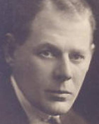 Гай Ньюэлл фото