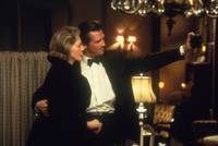 Кадр У зеркала два лица