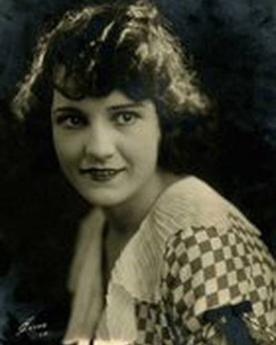 Сибил Сили фото