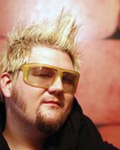 Джей МакКэрролл фото