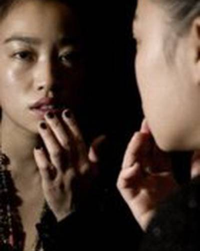 И Чжоу фото