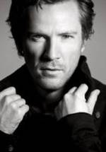 Thomas Mikusz фото