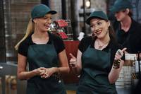 Кадр Две девицы на мели