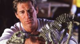 Кадр из фильма "Охотник на динозавров" - 1