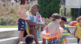 Кадр из фильма "Дежурный папа" - 2