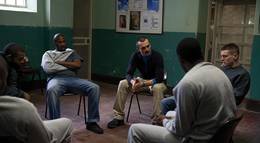 Кадр из фильма "От звонка до звонка" - 2