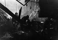 Кадр Побег из лагеря МакКензи