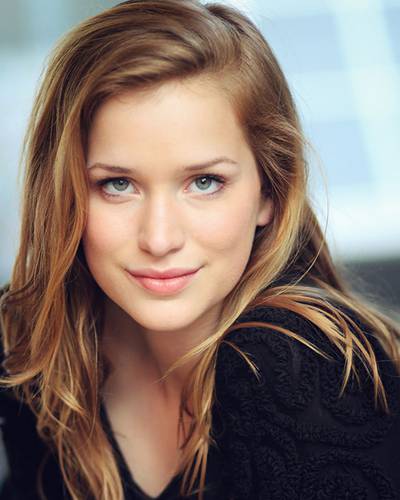 Элизабет Лэил фото