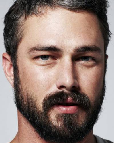 Тейлор Кинни фото