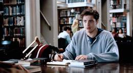 Кадр из фильма "С почестями" - 2