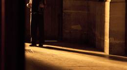 Кадр из фильма "Корпорация «Святые моторы»" - 1