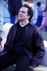 Кадр Малкольм в центре внимания