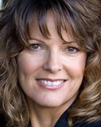 Лаура Этвуд фото