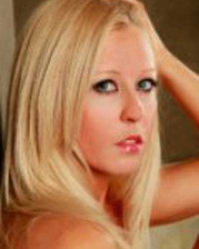 Элизабет Адамчик фото