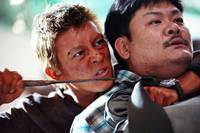 Кадр Собака кусает собаку